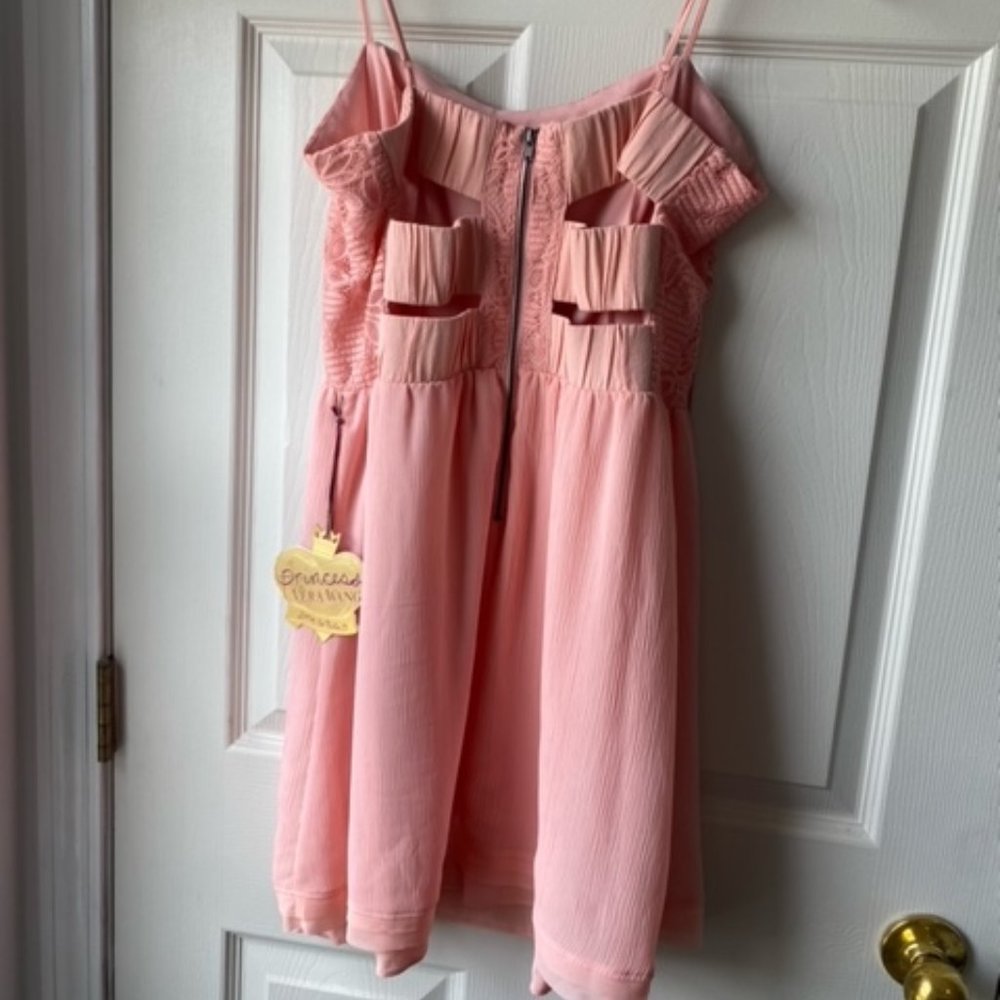 Princess Vera Wang Lace Strappy Dress Back Cutout Coral Juniors size 9